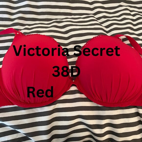 Victoria Secret Bra Set - Picture 4 of 9